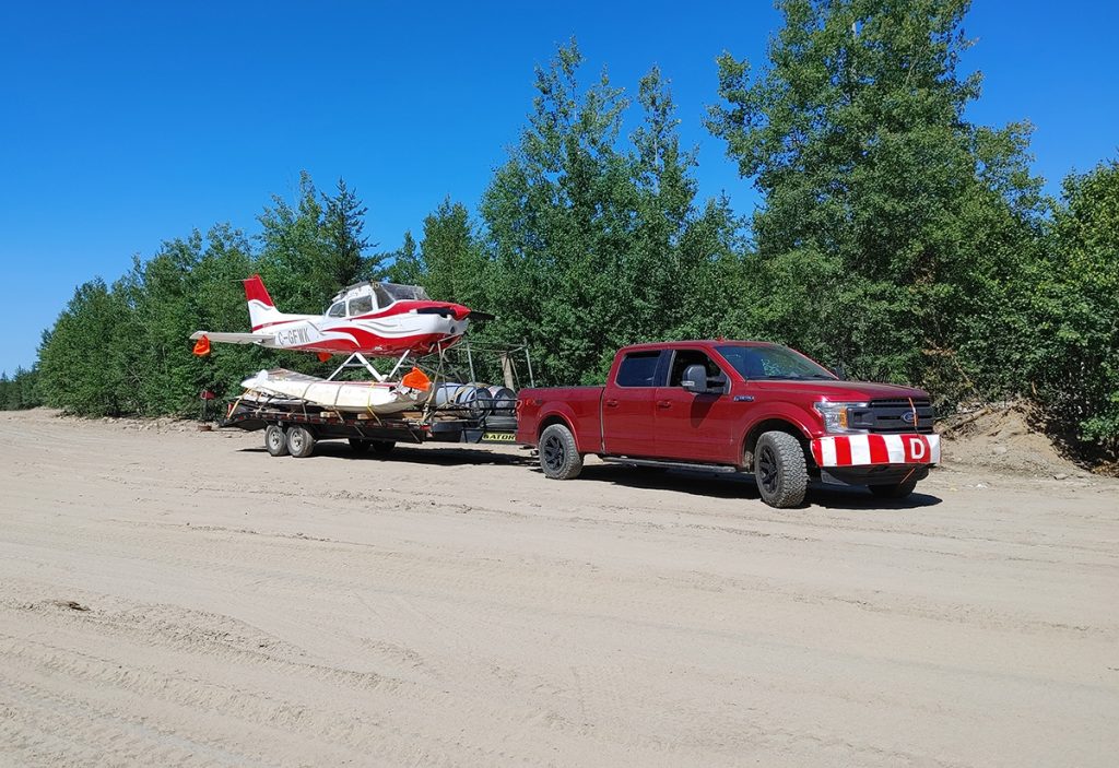 récupération d'hydravion et transport d'aeronef